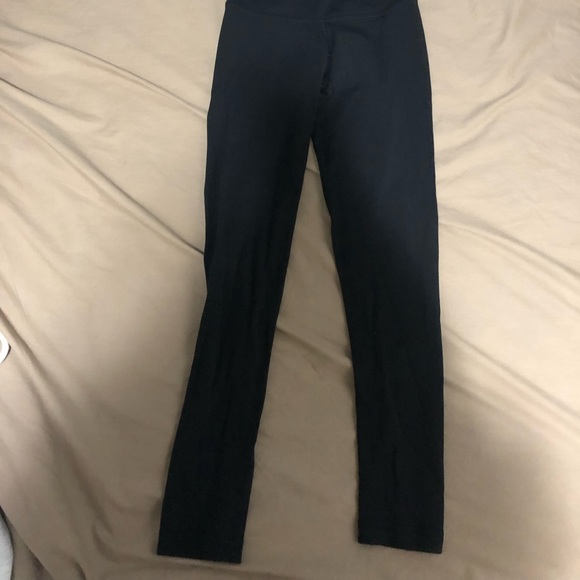 tna action butter material leggings cheeky ankle style hi rise - Picture 3 of 3